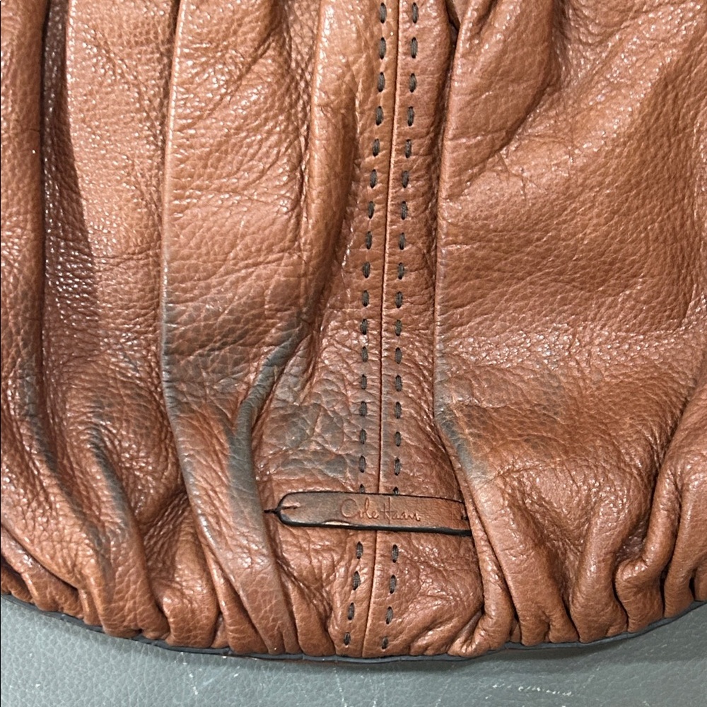 Cole Haan brown pebbled leather Women’s Shoulder Hobo Bag GUC - Picture 3 of 10